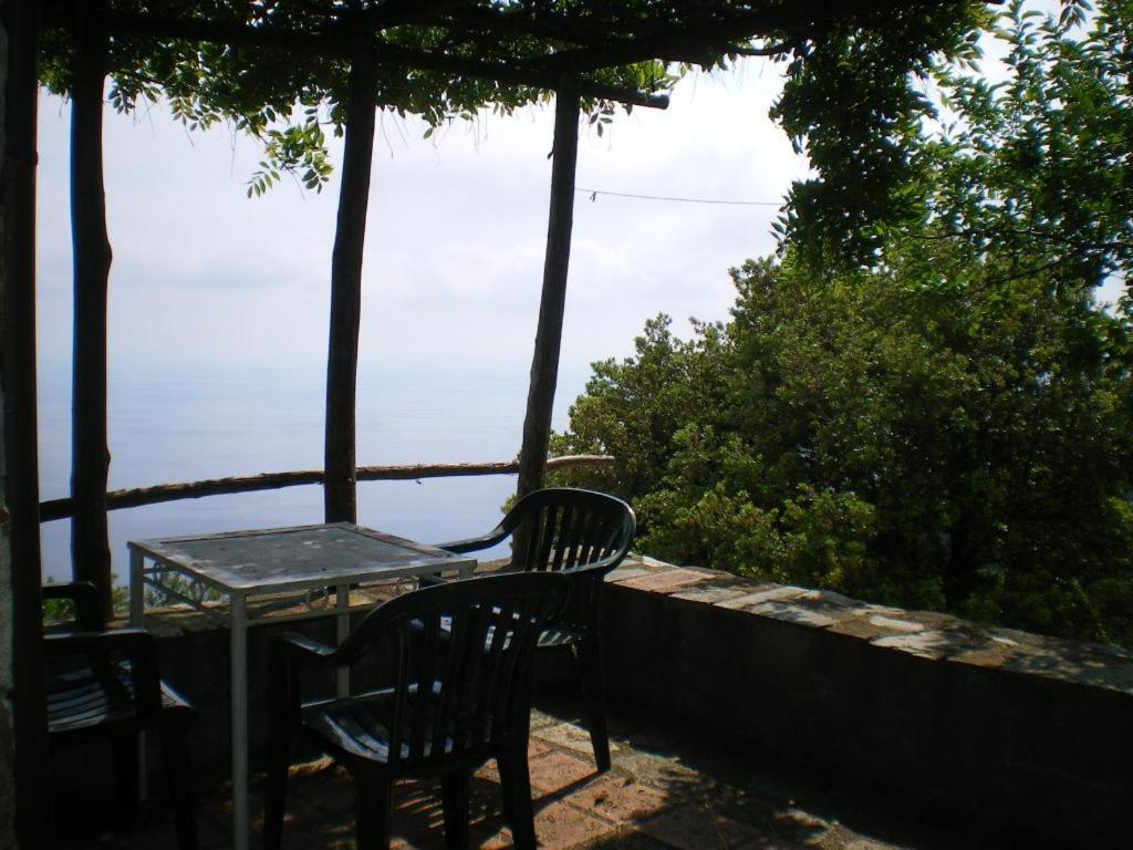 Cottage La Torre Del Pittore Bonassola Exteriör bild